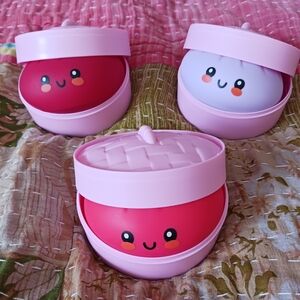Mystery Bao Bun Pink and Red Dumpling Toys
